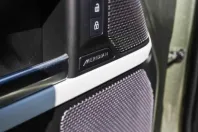 Land Rover Defender din 2023 cu 18.800 km - oferta LAN114884 - foto 18