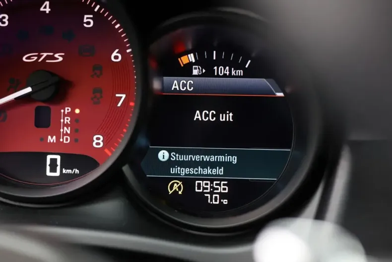 Porsche Macan din 2022 cu 25.441 km - oferta POR114889 - foto 24