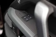 Land Rover Defender din 2023 cu 2.054 km - oferta LAN114891 - foto 16