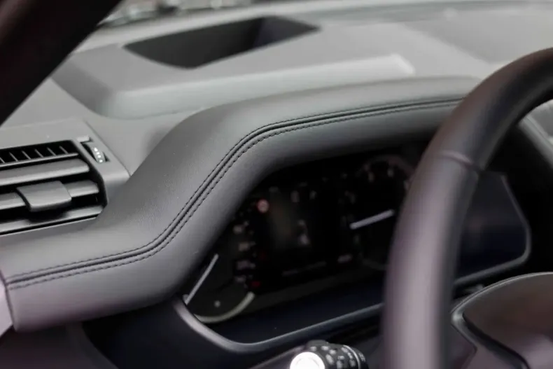 Land Rover Defender din 2023 cu 2.054 km - oferta LAN114891 - foto 27