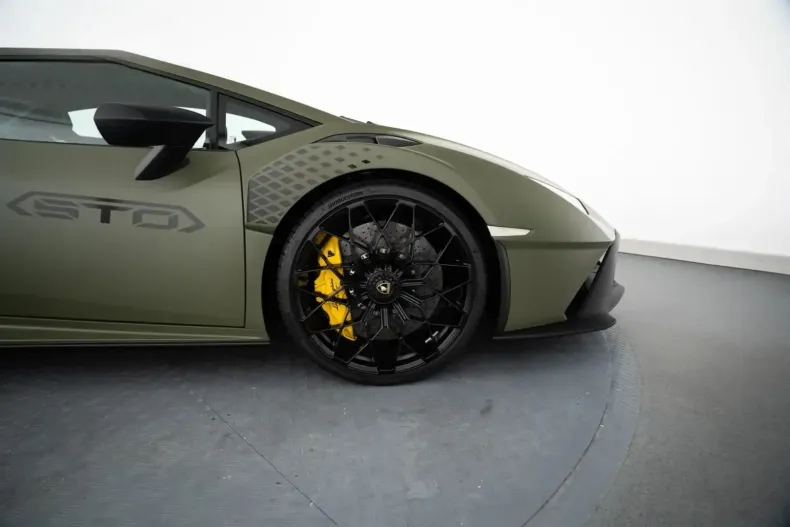 Lamborghini Huracán din 2022 cu 3.500 km - oferta LAM114893 - foto 9