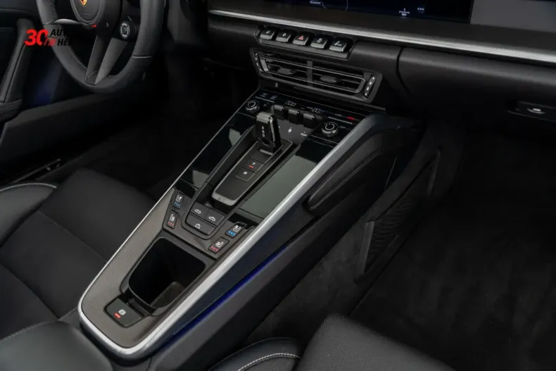 Porsche 992 din 2024 cu 6.221 km - oferta POR114895 - foto 14