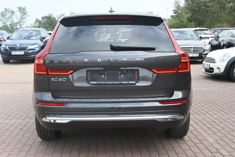Volvo XC60 din 2021 cu 42.680 km - oferta VOL114897 - foto 4