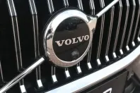 Volvo XC60 din 2021 cu 42.680 km - oferta VOL114897 - foto 9