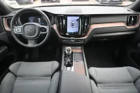 Volvo XC60 din 2021 cu 42.680 km - oferta VOL114897 - foto 20