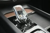 Volvo XC60 din 2021 cu 42.680 km - oferta VOL114897 - foto 25