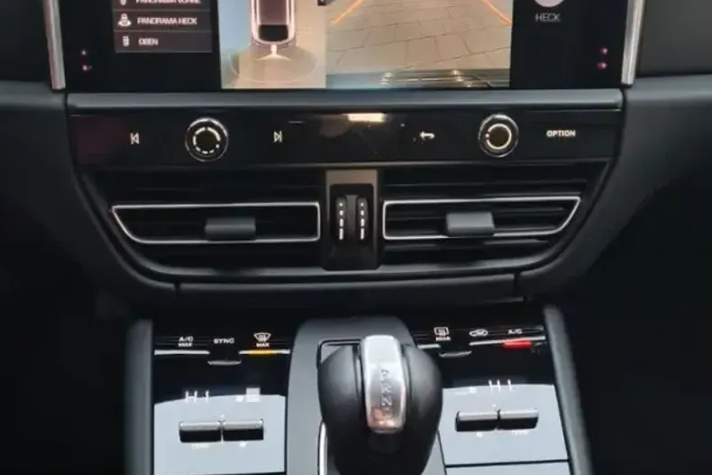 Porsche Macan din 2022 cu 65.300 km - oferta POR114899 - foto 13