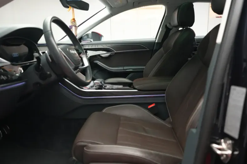 Audi S8 din 2020 cu 100.000 km - oferta AUD114906 - foto 7