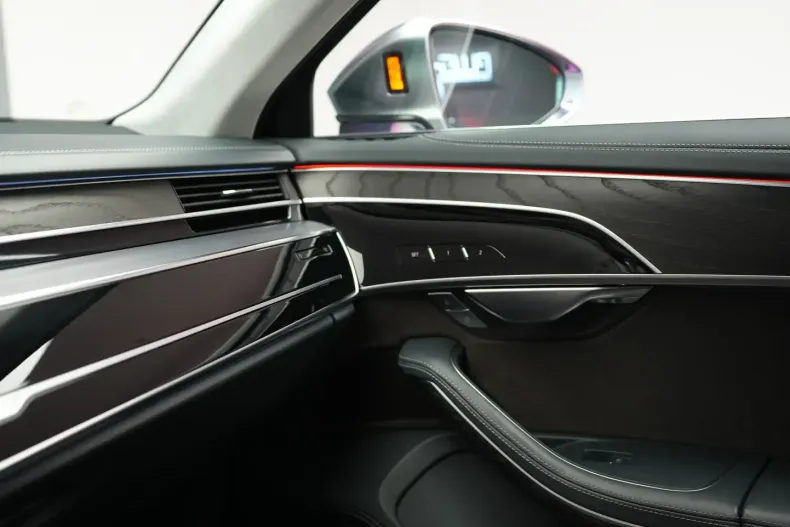 Audi S8 din 2020 cu 100.000 km - oferta AUD114906 - foto 13