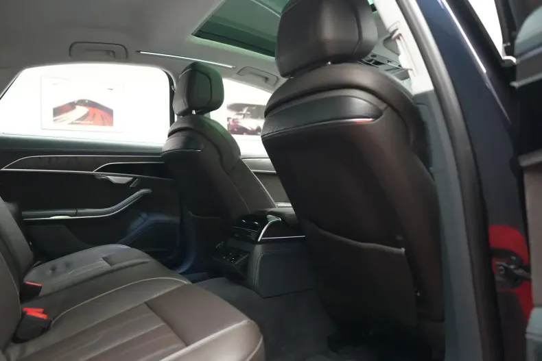 Audi S8 din 2020 cu 100.000 km - oferta AUD114906 - foto 17