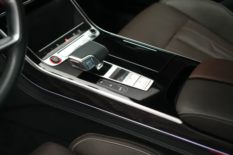 Audi S8 din 2020 cu 100.000 km - oferta AUD114906 - foto 28