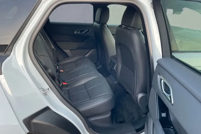 Land Rover Range Rover Velar din 2023 cu 34.000 km - oferta LAN114908 - foto 5