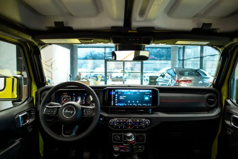 Jeep Wrangler din 2024 cu 2.265 km - oferta JEE114912 - foto 20