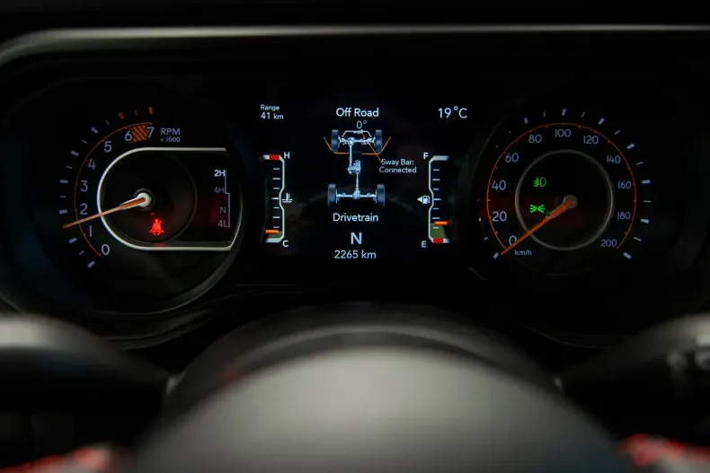 Jeep Wrangler din 2024 cu 2.265 km - oferta JEE114912 - foto 21