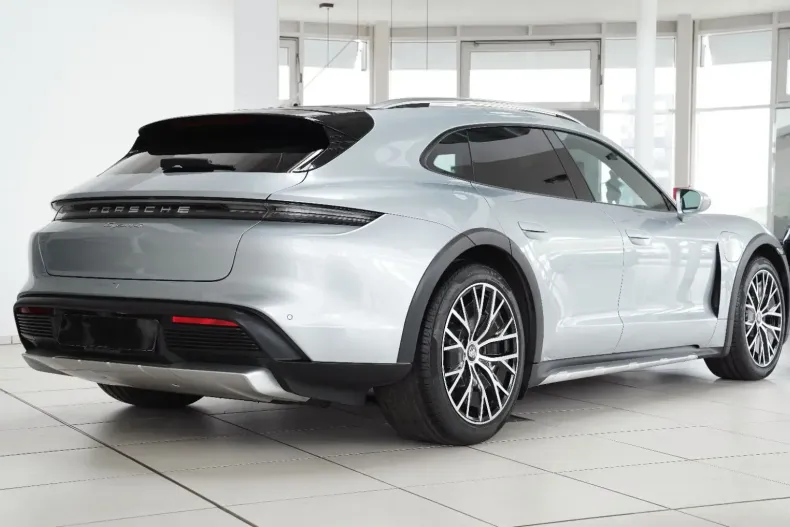 Porsche Taycan din 2021 cu 99.900 km - oferta POR114934 - foto 5