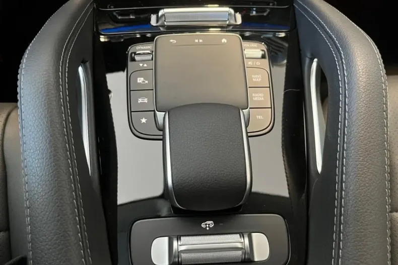 Mercedes-Benz GLE 450 din 2024 cu 4.998 km - oferta MER114953 - foto 26