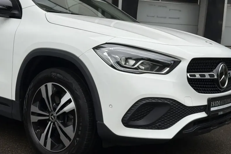 Mercedes-Benz GLA 200 din 2022 cu 59.000 km - oferta MER114955 - foto 30