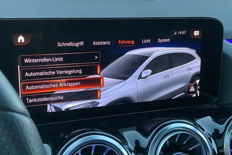 Mercedes-Benz GLA 220 din 2023 cu 49.804 km - oferta MER114956 - foto 18