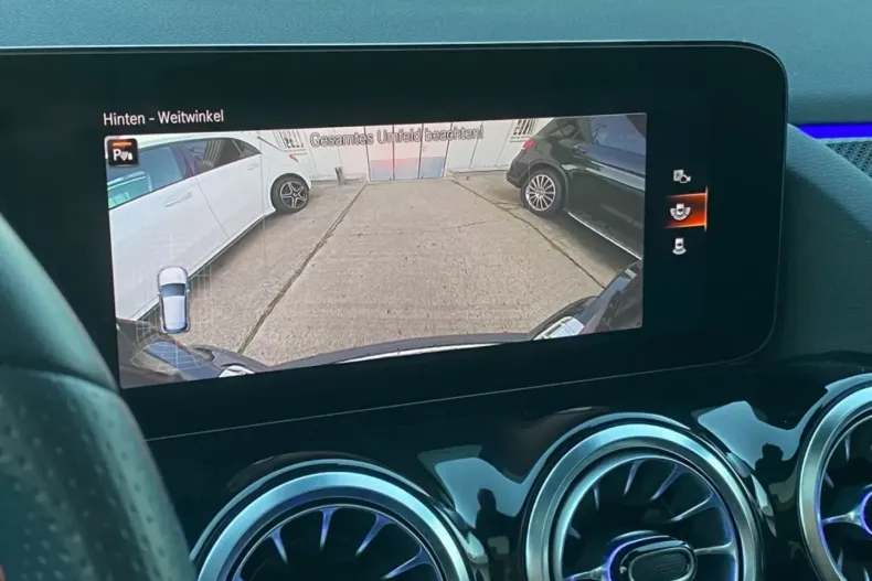 Mercedes-Benz GLA 220 din 2023 cu 49.804 km - oferta MER114956 - foto 22