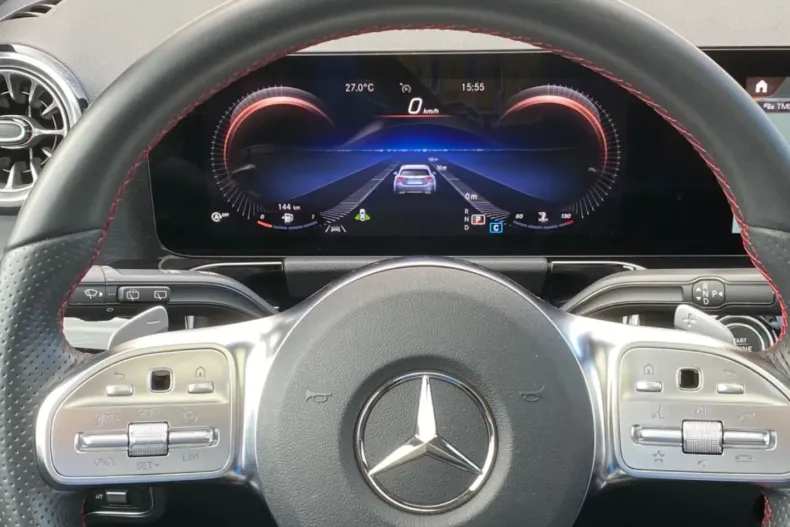 Mercedes-Benz GLA 220 din 2023 cu 49.804 km - oferta MER114956 - foto 26