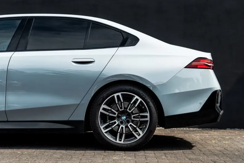 BMW 520 din 2024 cu 18.000 km - oferta BMW114960 - foto 12