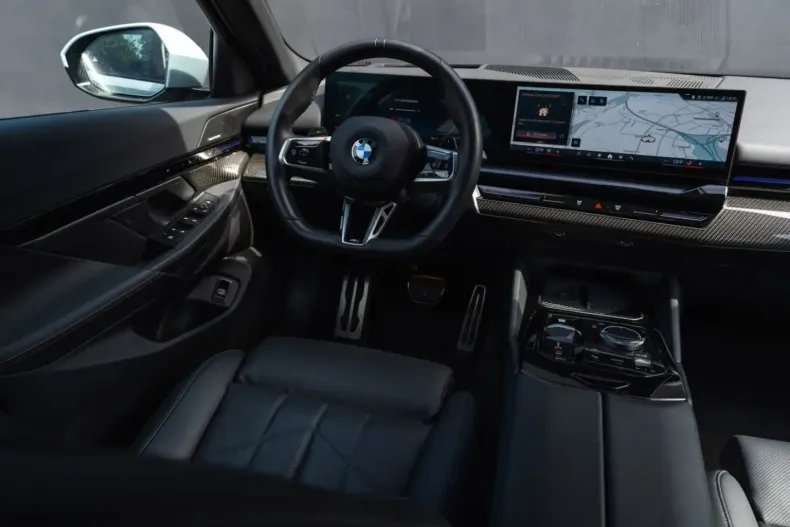 BMW 520 din 2024 cu 18.000 km - oferta BMW114960 - foto 40