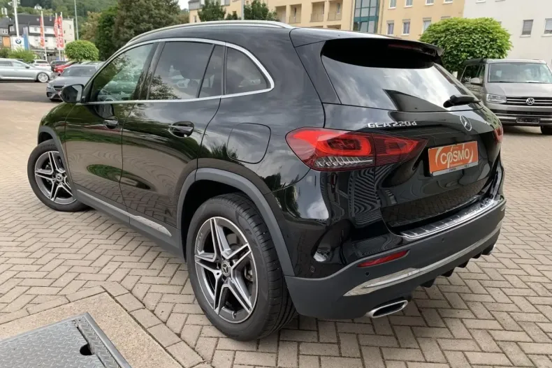 Mercedes-Benz GLA 220 din 2022 cu 47.060 km - oferta MER114966 - foto 8