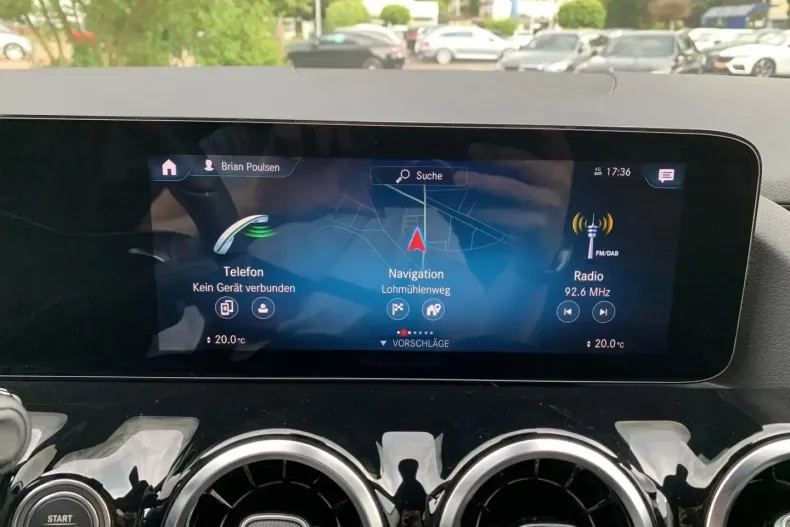 Mercedes-Benz GLA 220 din 2022 cu 47.060 km - oferta MER114966 - foto 22