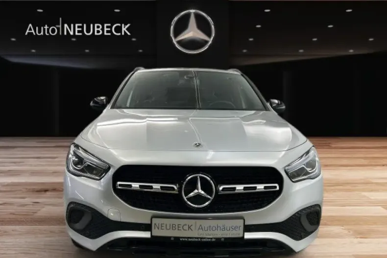 Mercedes-Benz GLA 220 din 2022 cu 52.999 km - oferta MER114967 - foto 7
