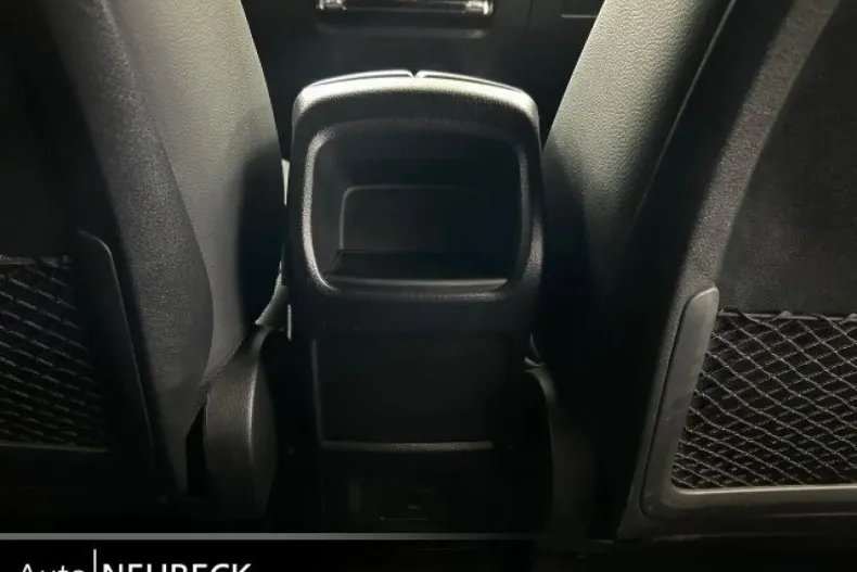 Mercedes-Benz GLA 220 din 2022 cu 52.999 km - oferta MER114967 - foto 22