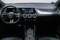 Mercedes-Benz GLA 200 din 2024 cu 13.900 km - oferta MER114969 - foto 8