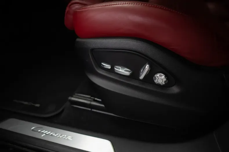 Porsche Cayenne din 2021 cu 68.091 km - oferta POR114976 - foto 13