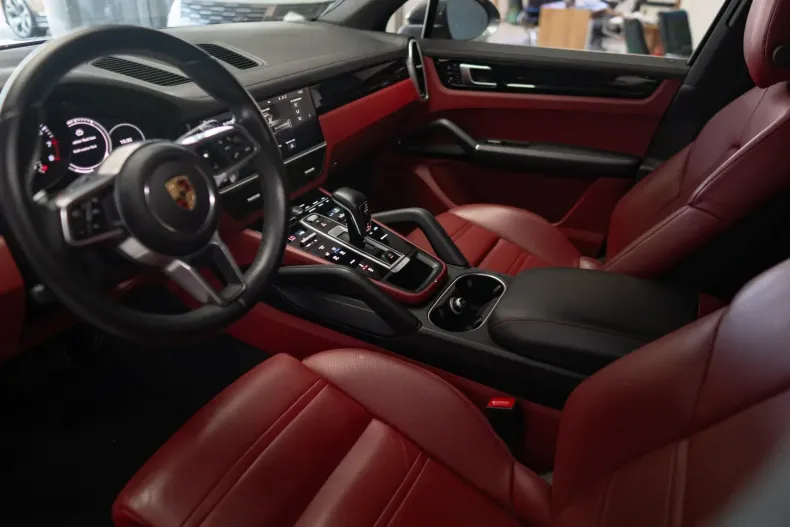 Porsche Cayenne din 2021 cu 68.091 km - oferta POR114976 - foto 15