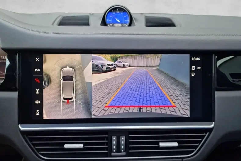 Porsche Cayenne din 2022 cu 49.377 km - oferta POR114977 - foto 12