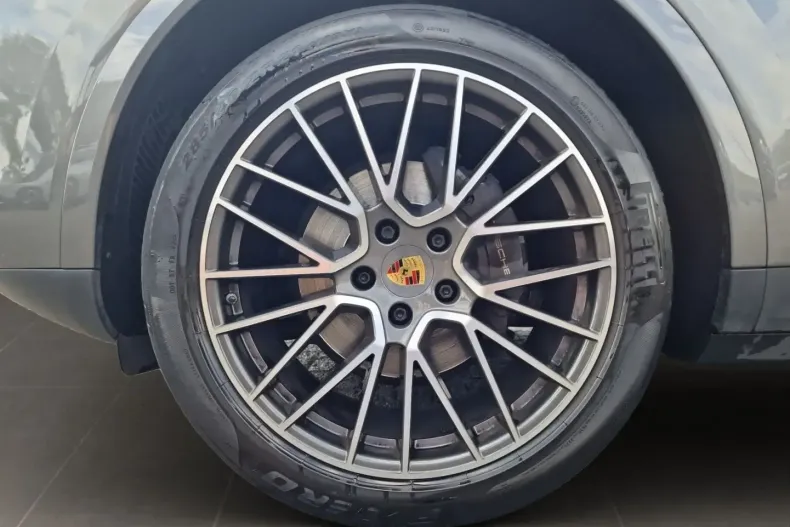 Porsche Cayenne din 2022 cu 49.377 km - oferta POR114977 - foto 20