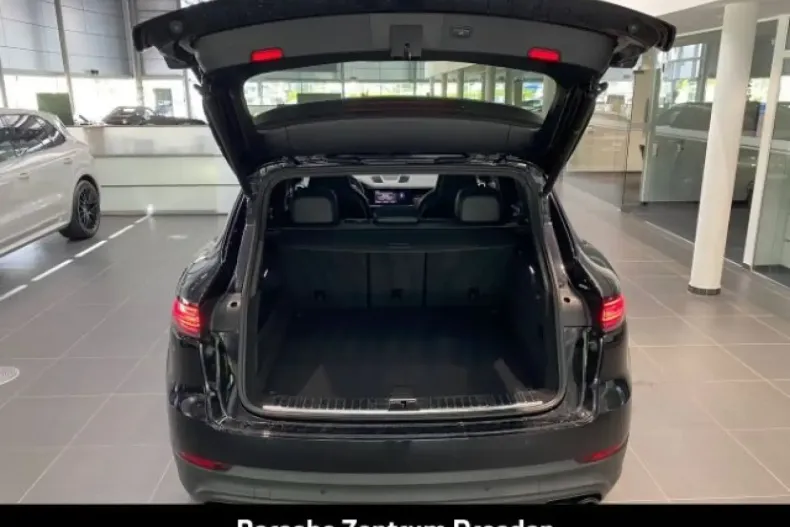 Porsche Cayenne din 2022 cu 87.089 km - oferta POR114978 - foto 5