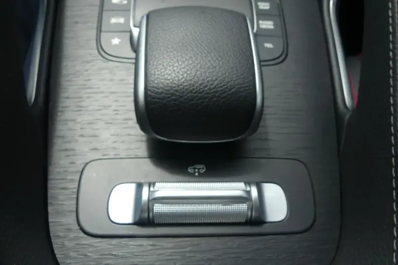 Mercedes-Benz GLE 400 din 2023 cu 32.948 km - oferta MER114984 - foto 21