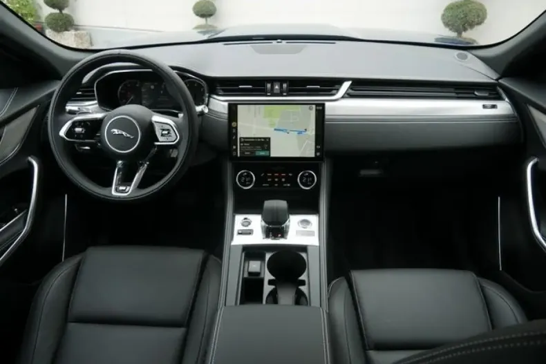 Jaguar F-Pace din 2023 cu 38.500 km - oferta JAG114987 - foto 10