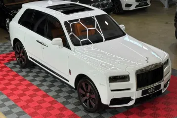 Rolls-Royce Cullinan din 2022 - oferta ROL114997