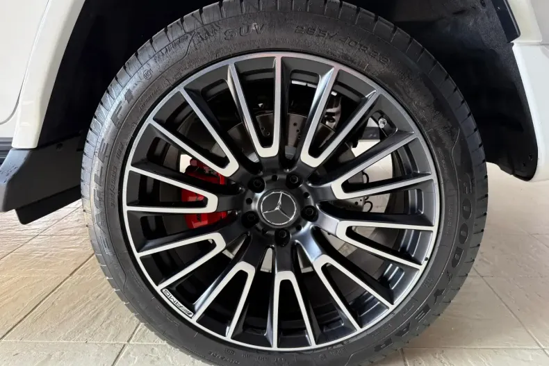 Mercedes-Benz G 63 AMG din 2025 cu 2.500 km - oferta MER115000 - foto 8