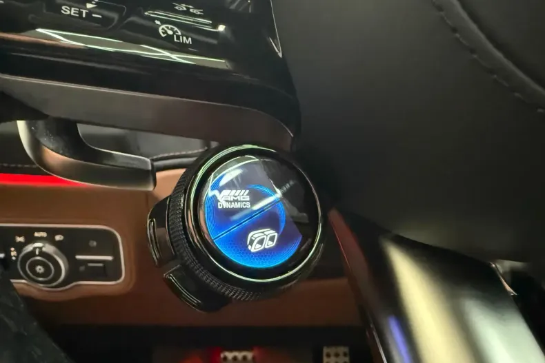 Mercedes-Benz G 63 AMG din 2025 cu 2.500 km - oferta MER115000 - foto 17