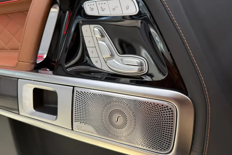 Mercedes-Benz G 63 AMG din 2025 cu 2.500 km - oferta MER115000 - foto 21