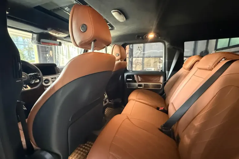 Mercedes-Benz G 63 AMG din 2025 cu 2.500 km - oferta MER115000 - foto 28