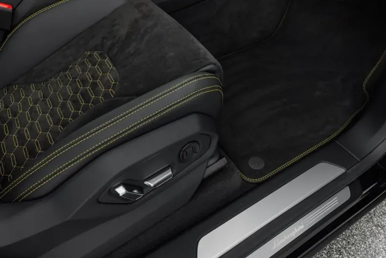 Lamborghini Urus din 2023 cu 28.300 km - oferta LAM115009 - foto 14