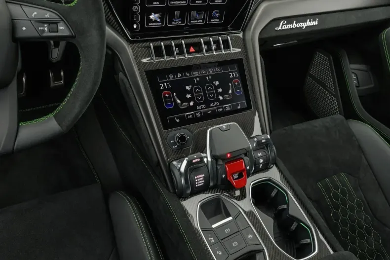 Lamborghini Urus din 2023 cu 1.700 km - oferta LAM115011 - foto 8