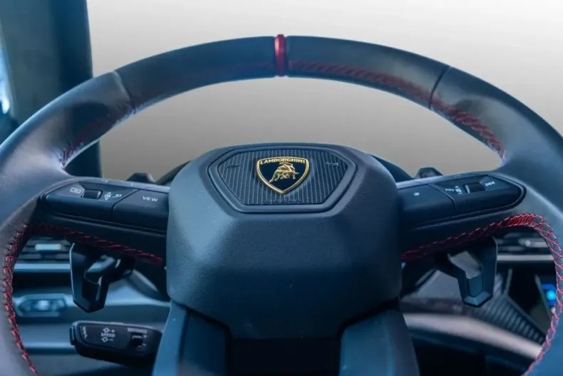 Lamborghini Urus din 2023 cu 12.580 km - oferta LAM115012 - foto 14