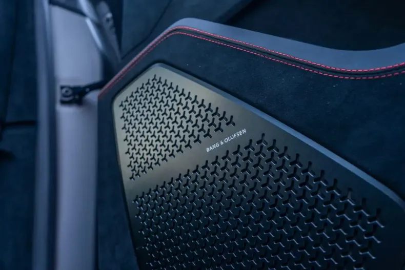 Lamborghini Urus din 2023 cu 12.580 km - oferta LAM115012 - foto 26