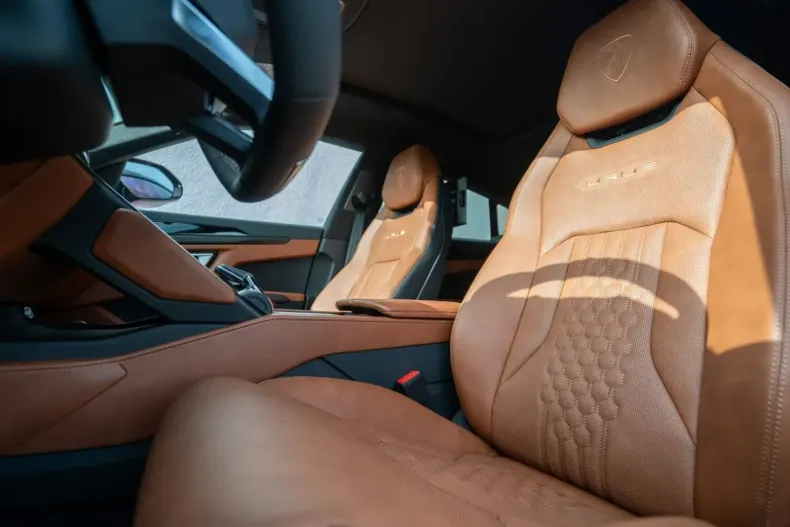 Lamborghini Urus din 2023 cu 1.990 km - oferta LAM115014 - foto 16