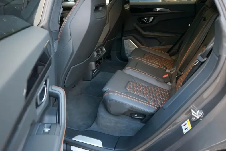 Lamborghini Urus din 2021 cu 100.000 km - oferta LAM115017 - foto 28