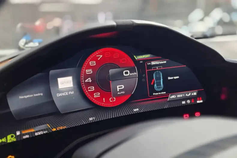 Ferrari Roma din 2024 cu 6.023 km - oferta FER115018 - foto 3